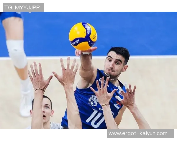 捷秋欣：俄罗斯男排原本是世锦赛的夺冠抢手之一 现在还在等候