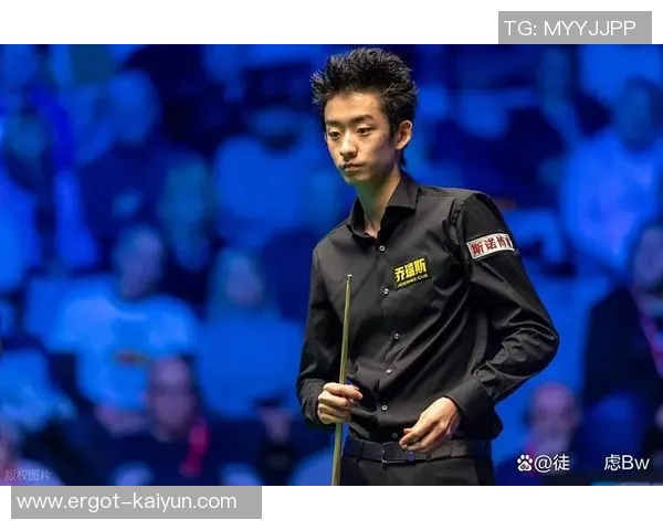 斯诺克音讯：首位16强诞生，吴宜泽4-0横扫蓝裕豪